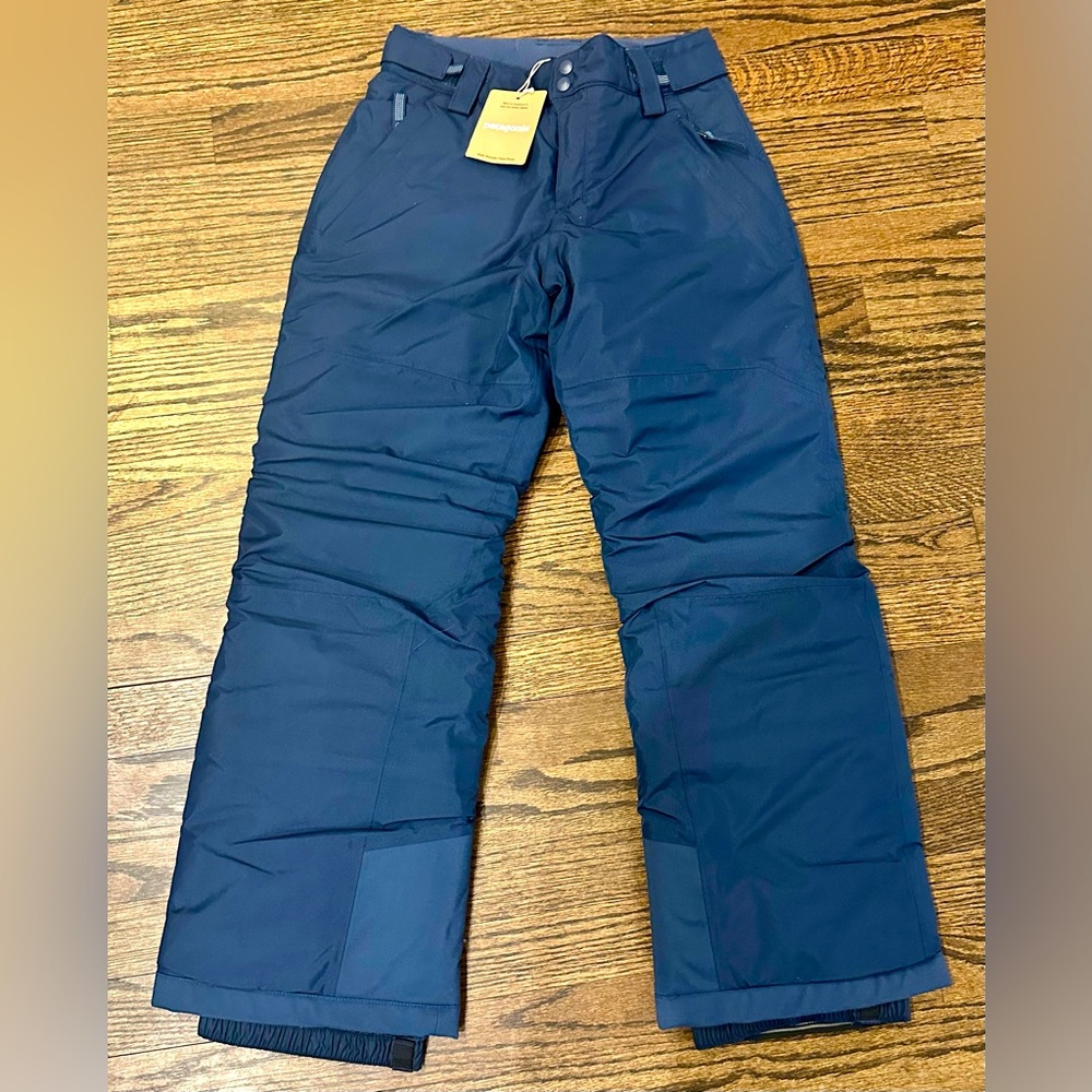 NWTs Patagonia Kids’ Powder Town Insulated Ski Pants. New Navy. Large